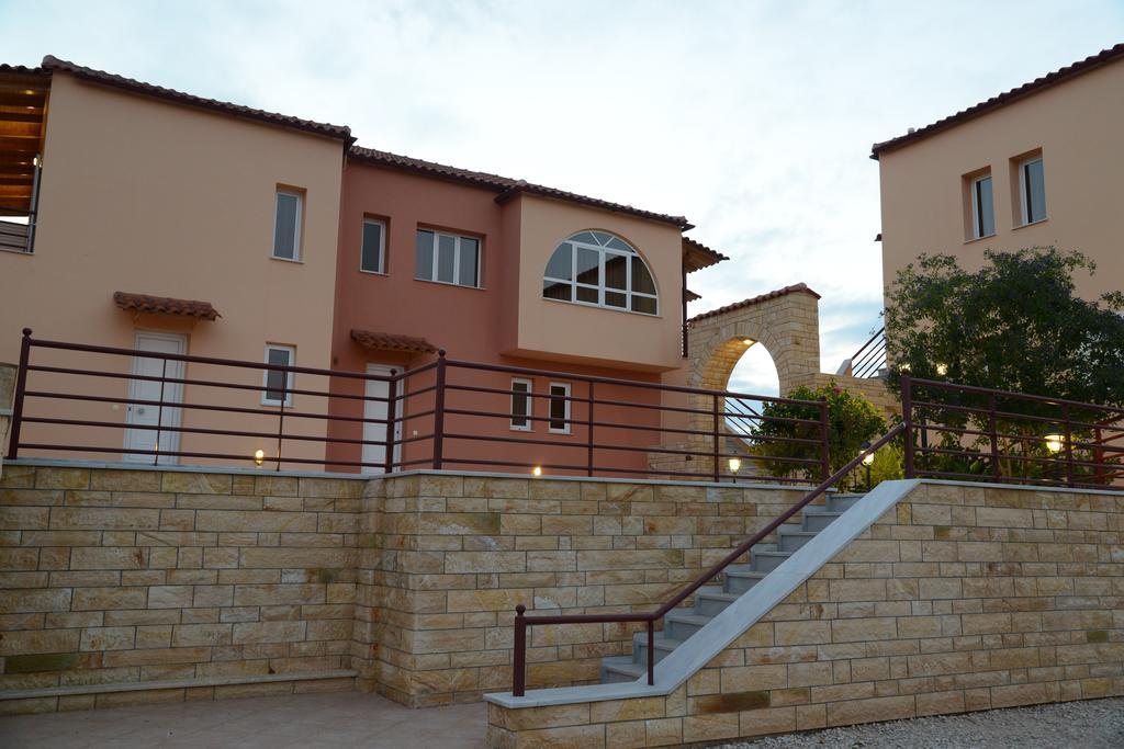 Drepano  Maria'S Filoxenia Suites מראה חיצוני תמונה
