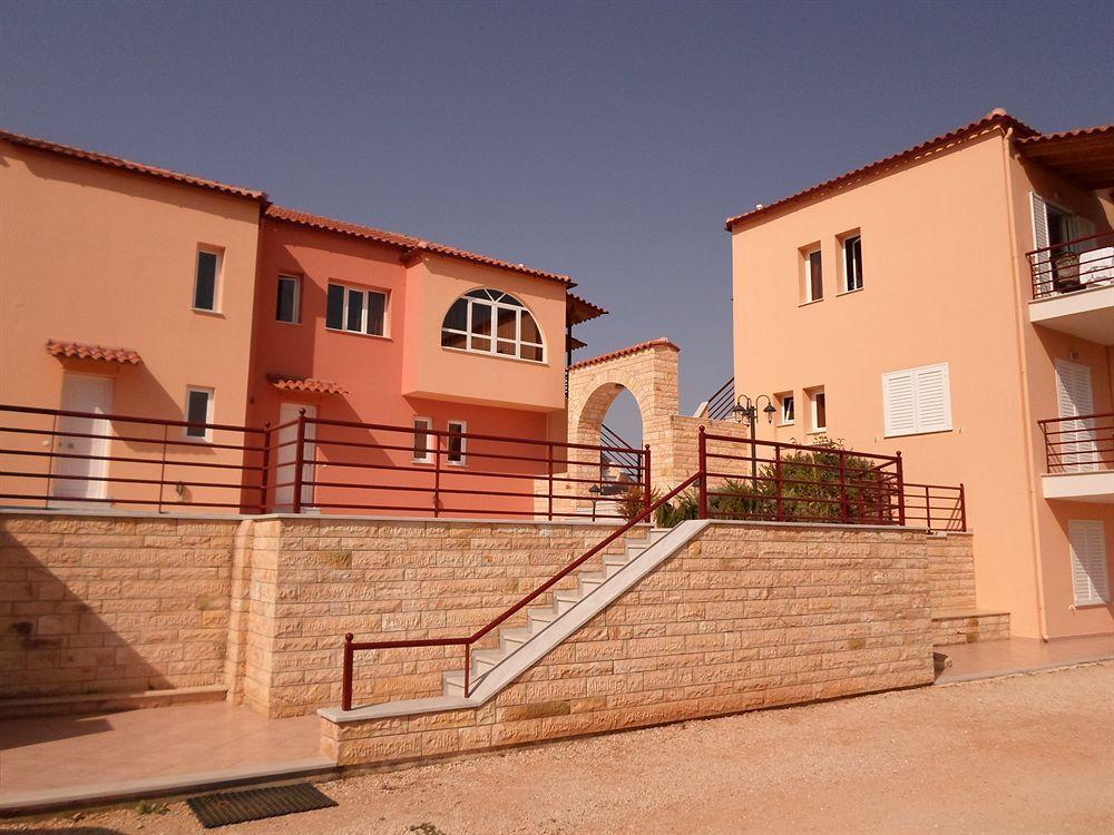 Drepano  Maria'S Filoxenia Suites מראה חיצוני תמונה