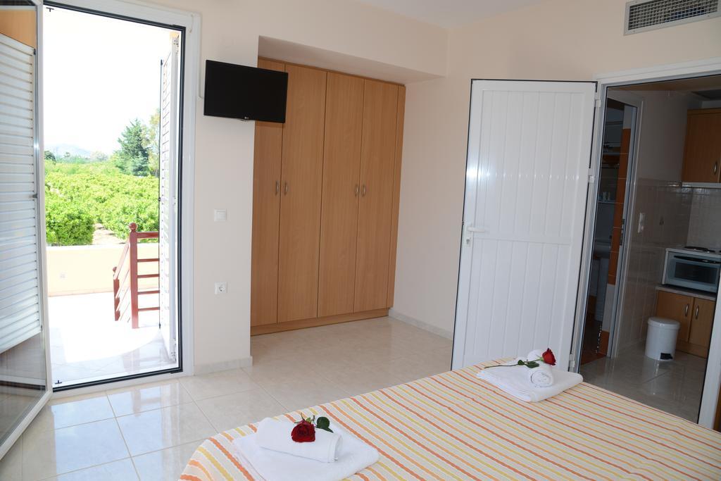 Drepano  Maria'S Filoxenia Suites מראה חיצוני תמונה